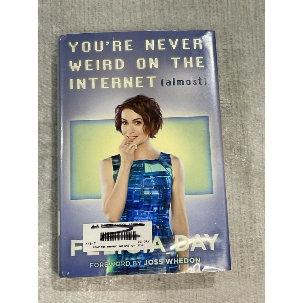 You're Never Weird on the Internet‎ (Almost): A Memoir - HC/DJ Ex Library